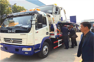 澄迈汽车道路救援拖车价格